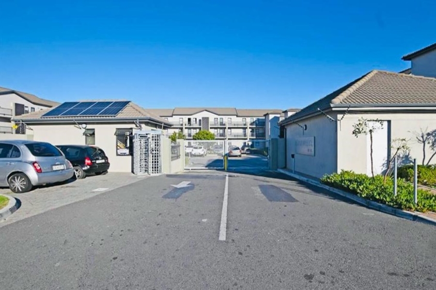 2 Bedroom Property for Sale in Parklands East Western Cape
